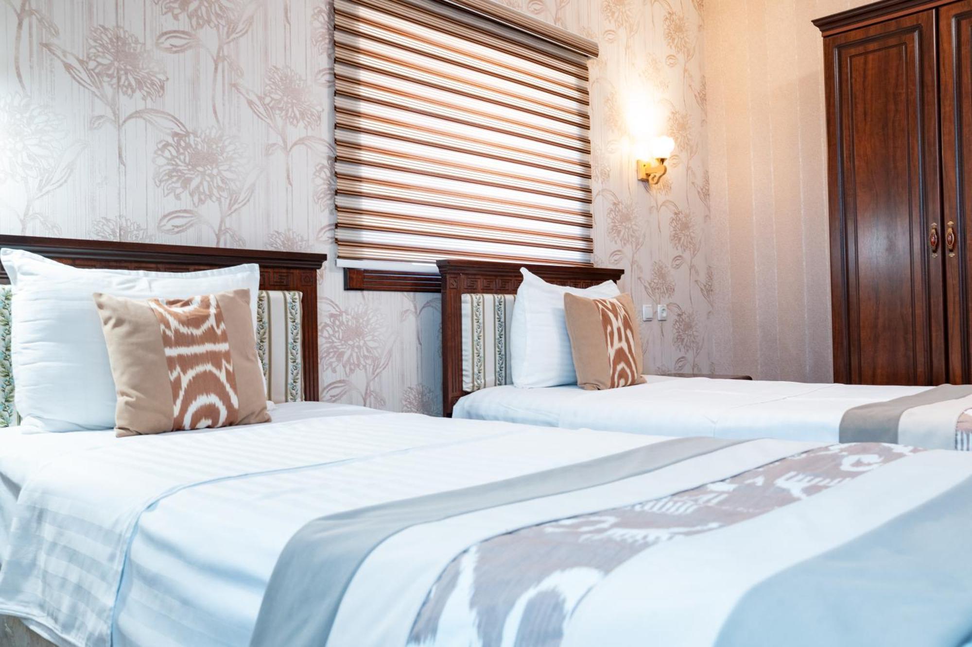 Meros Boutique Hotel Samarkand Exterior photo